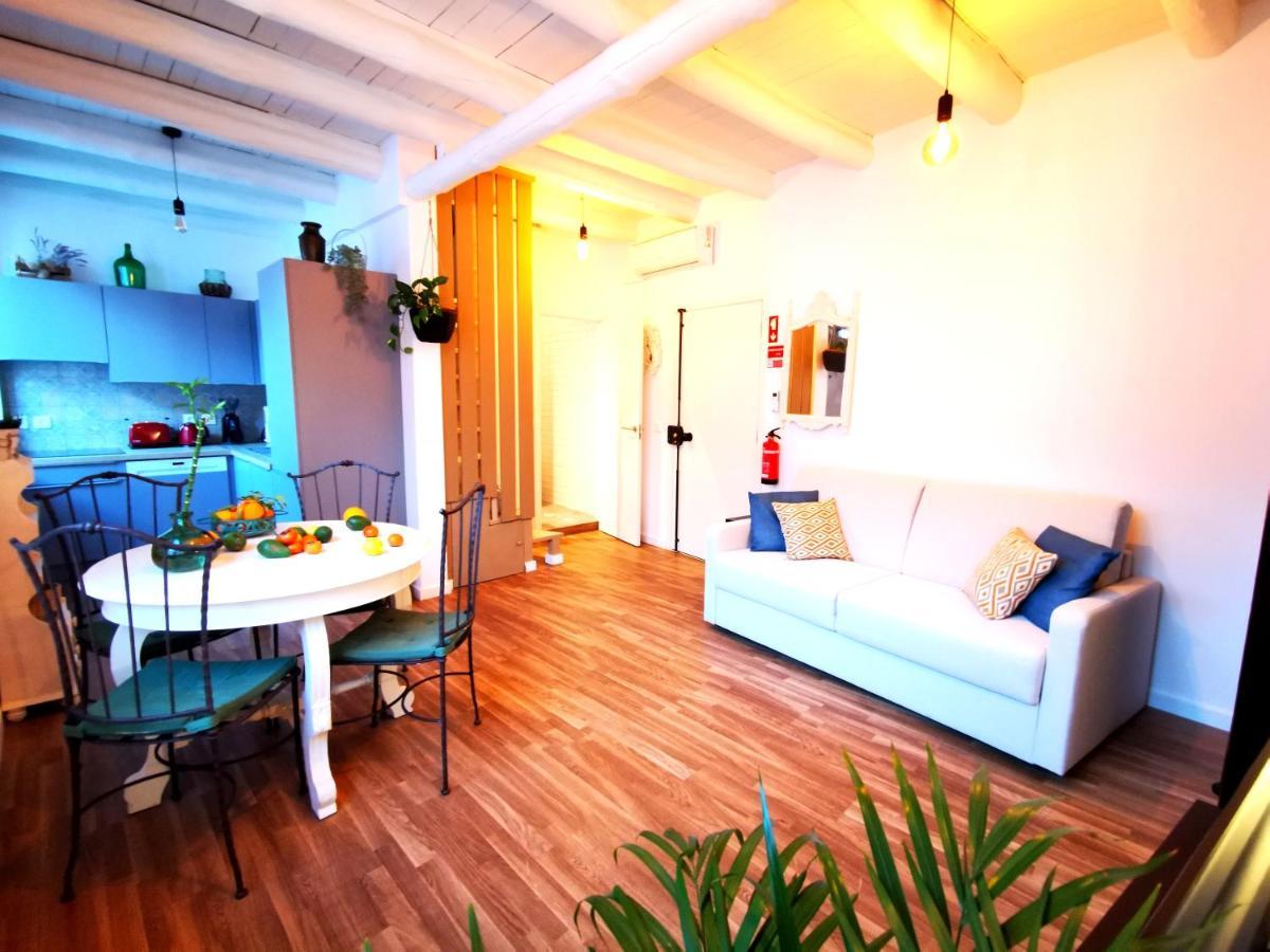 Charming Portuguese Style Apartment, For Rent "Vida A Portuguesa", "Amendoa Or Limao" Alojamento Local ปอร์ติเมา ภายนอก รูปภาพ