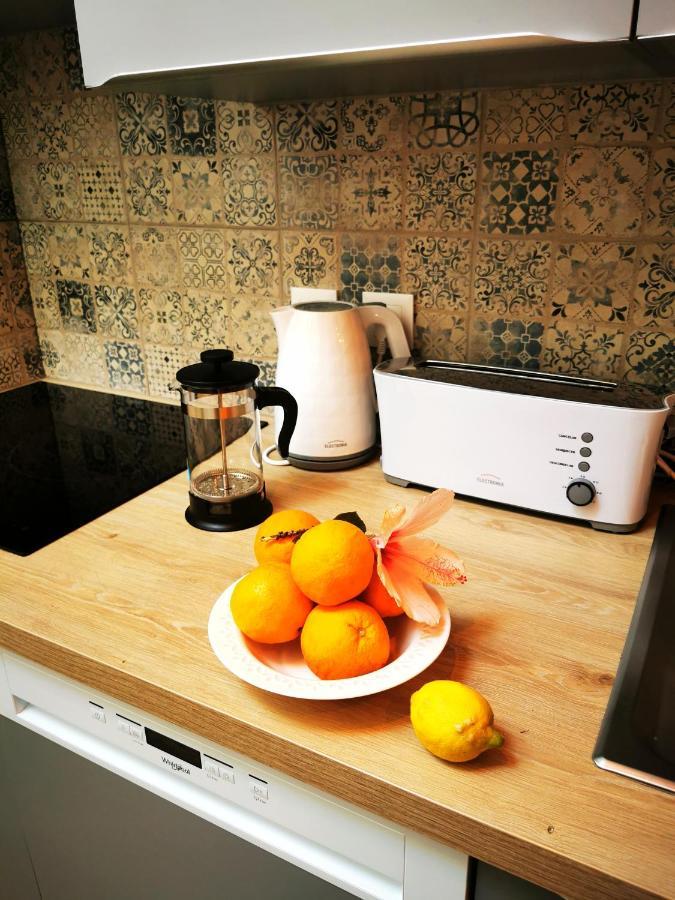 Charming Portuguese Style Apartment, For Rent "Vida A Portuguesa", "Amendoa Or Limao" Alojamento Local ปอร์ติเมา ภายนอก รูปภาพ