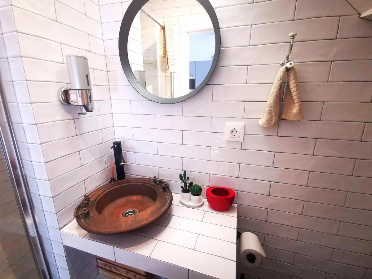 Charming Portuguese Style Apartment, For Rent "Vida A Portuguesa", "Amendoa Or Limao" Alojamento Local ปอร์ติเมา ภายนอก รูปภาพ
